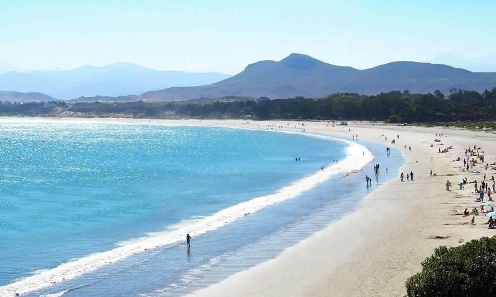 Cabaña en Pichidangui un Oasis de naturaleza y relajación
