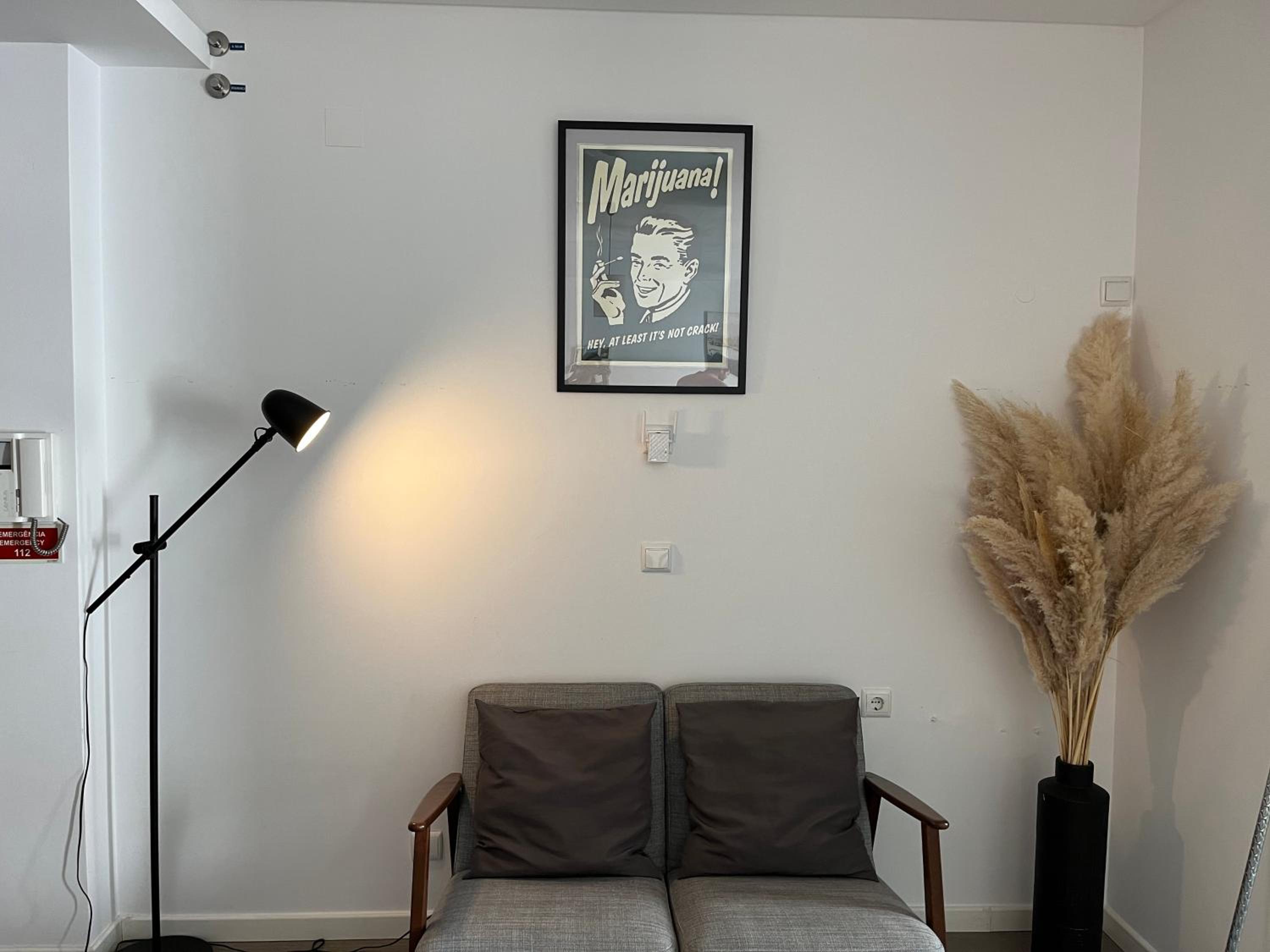 LX Lisboa Cozy studio view 2