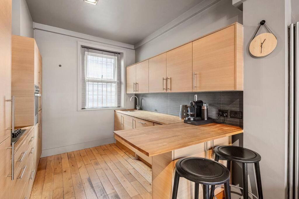Spacious Home on Chapel Market