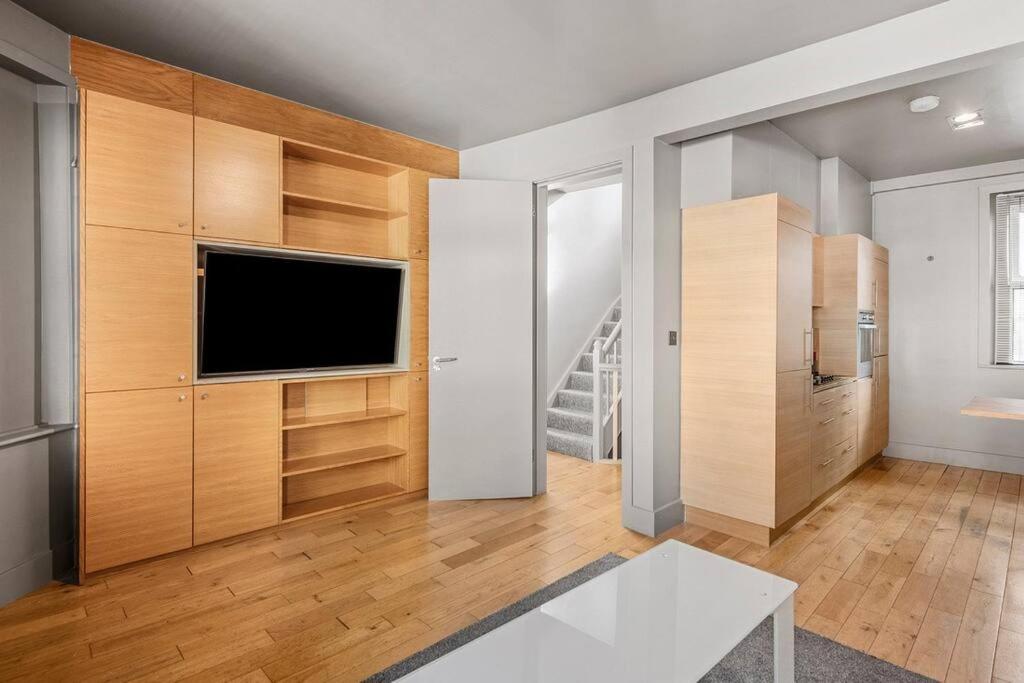 Spacious Home on Chapel Market