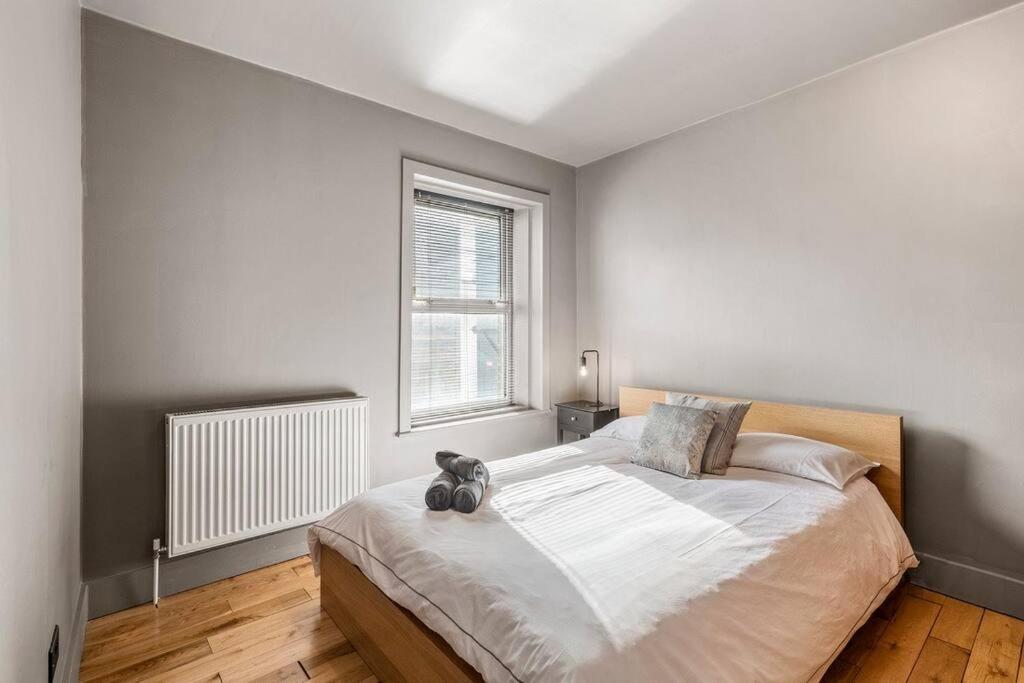 Spacious Home on Chapel Market