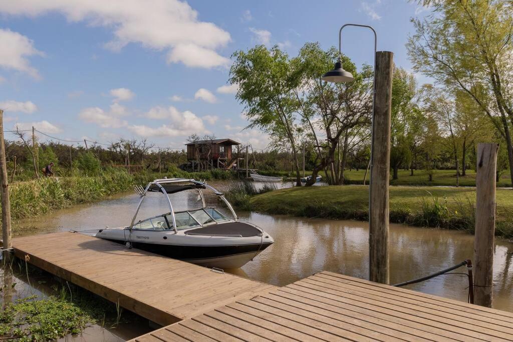 Casa de lujo en el Rio Delta.