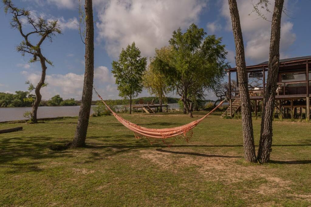 Casa de lujo en el Rio Delta.