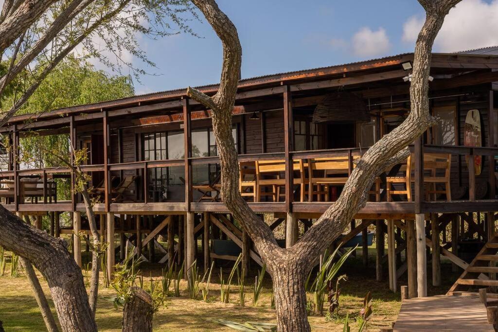 Casa de lujo en el Rio Delta.