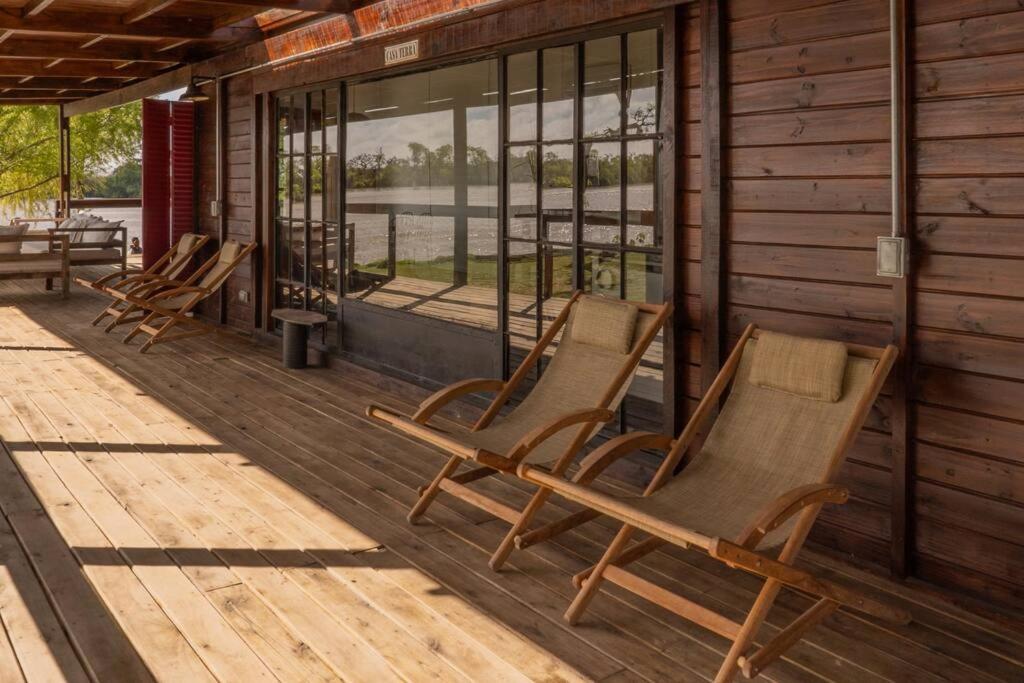 Casa de lujo en el Rio Delta.
