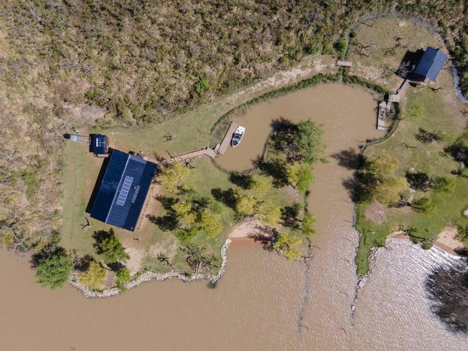 Casa de lujo en el Rio Delta.