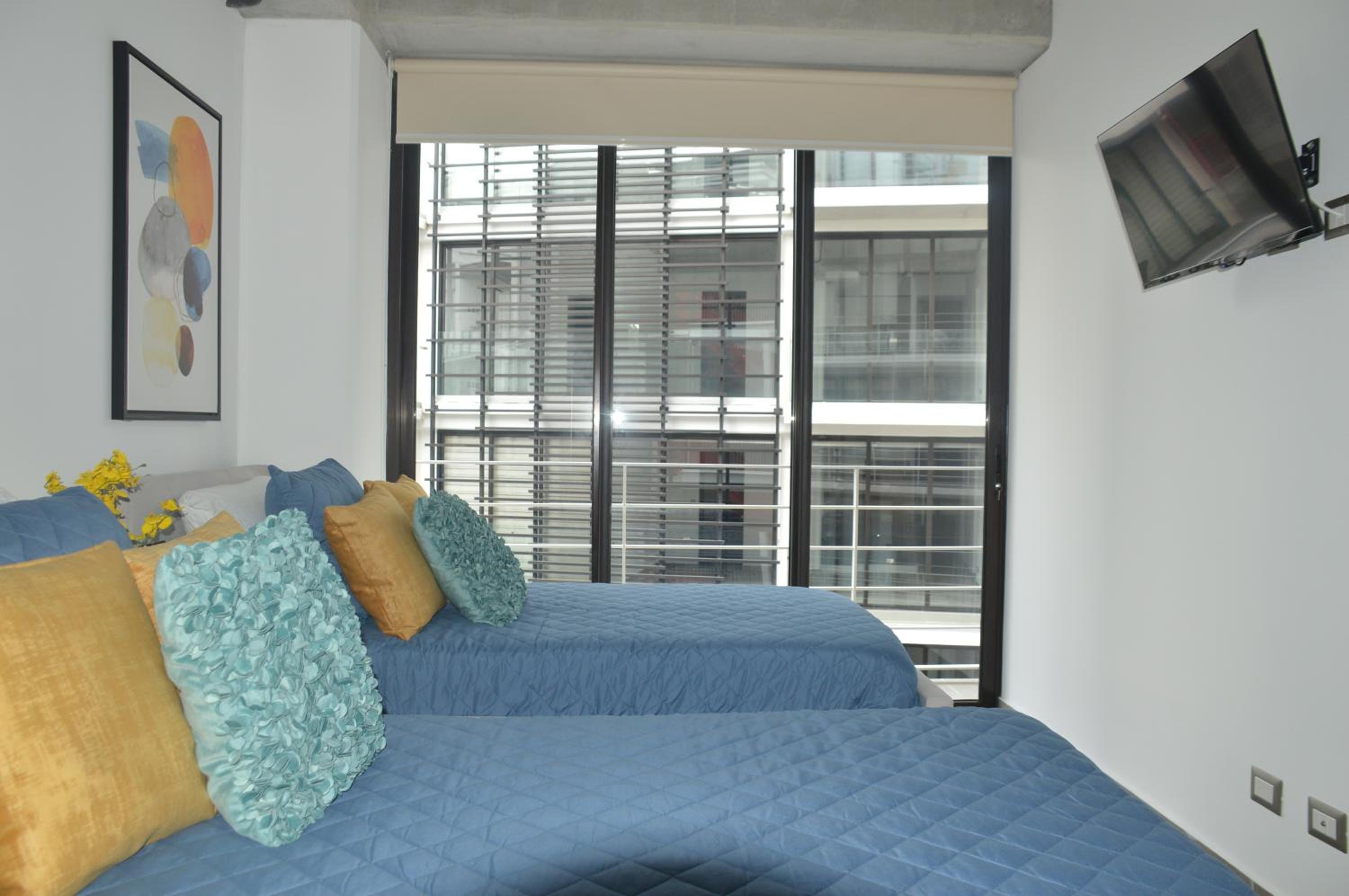 Cozy Stays Cayala Apartments (401) view 3