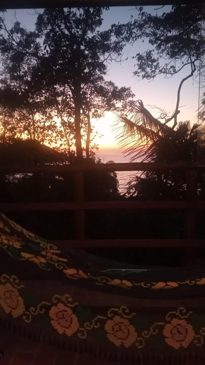 Altar da praia Vermelha 180° de vista para o mar