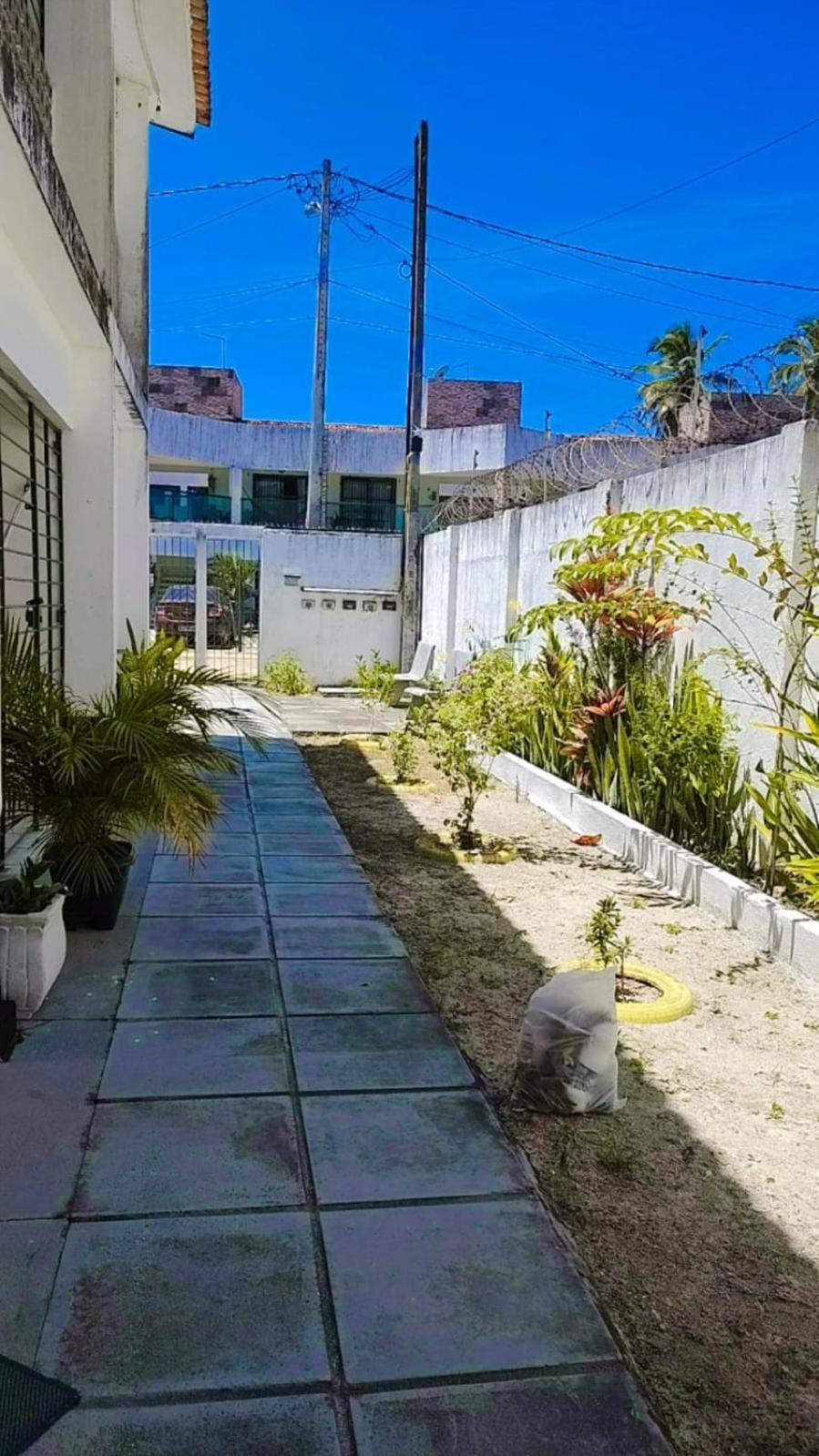 Casa de Praia Maria Farinha beach