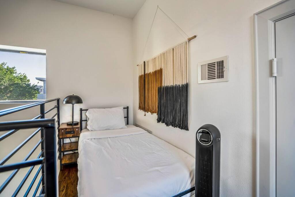 Urban Jungle Retreat in the HTX Skyline
