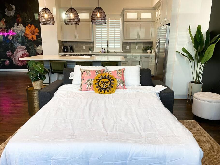 Urban Jungle Retreat in the HTX Skyline