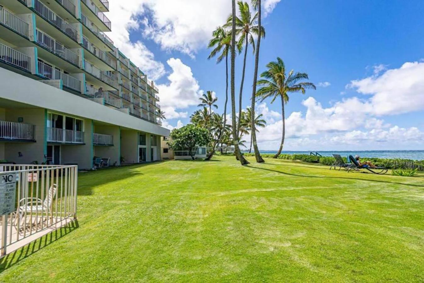 Stylish Condo Steps to Beach view 5
