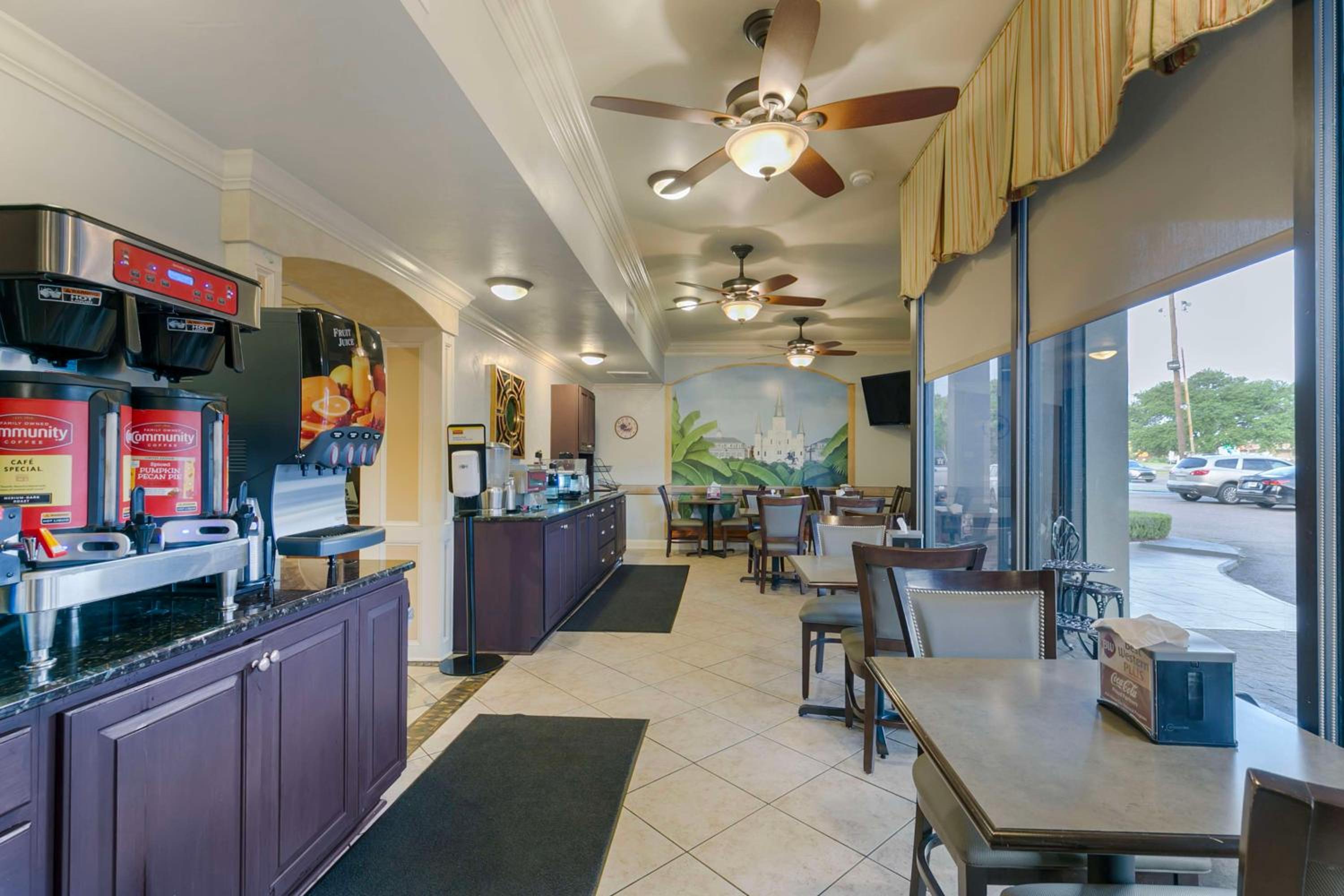 Best Western Plus Westbank - Property Image 44