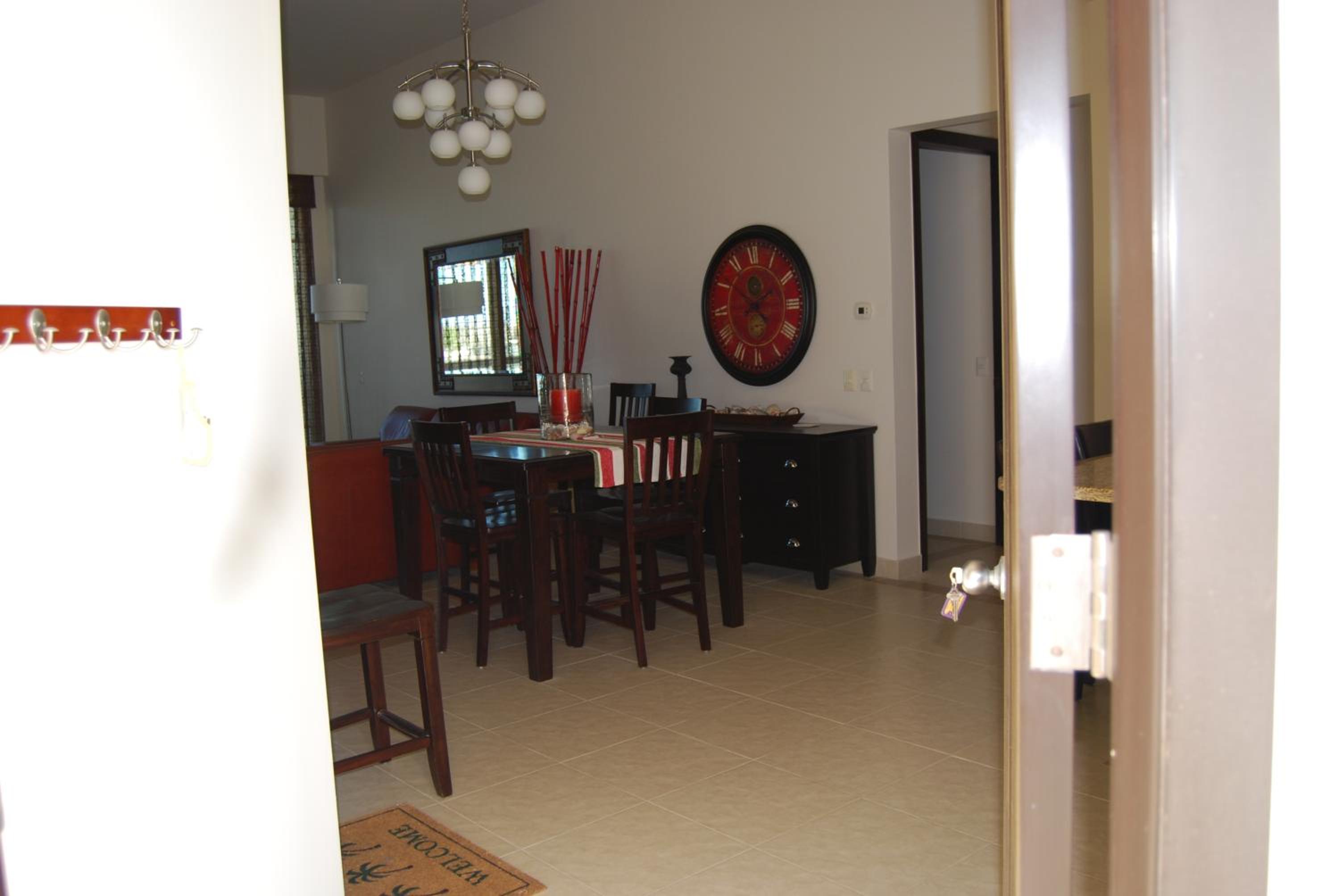 Casa Felsted Torre 1 304 Mayan Lakes resort view 4