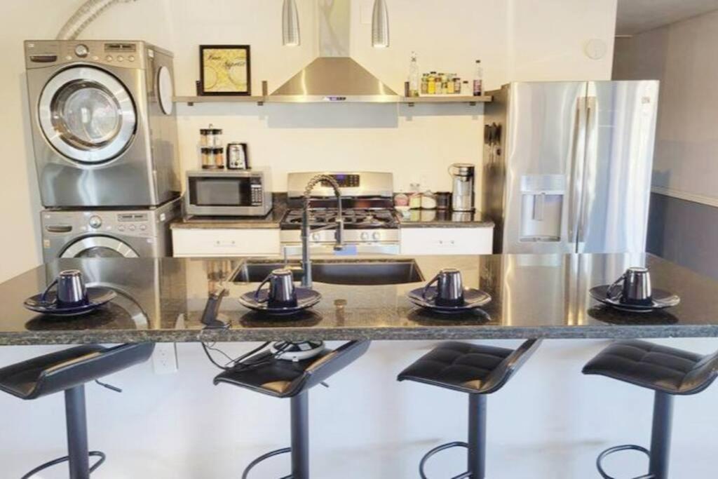 *Msg for 5%off*1Bed1Bath HugeGuesthouse MidtownPHX view 4