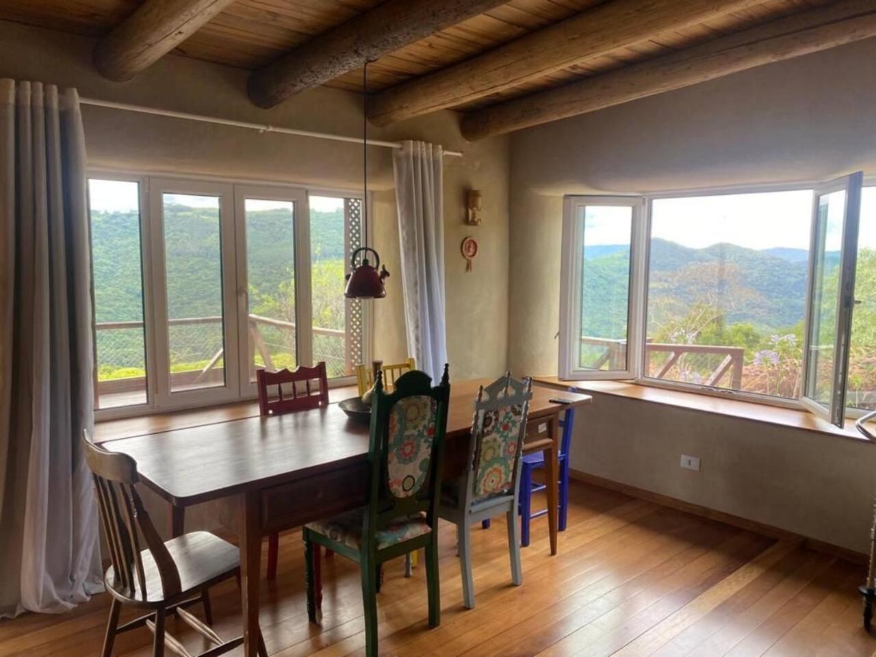 Finca la pata casa de palha