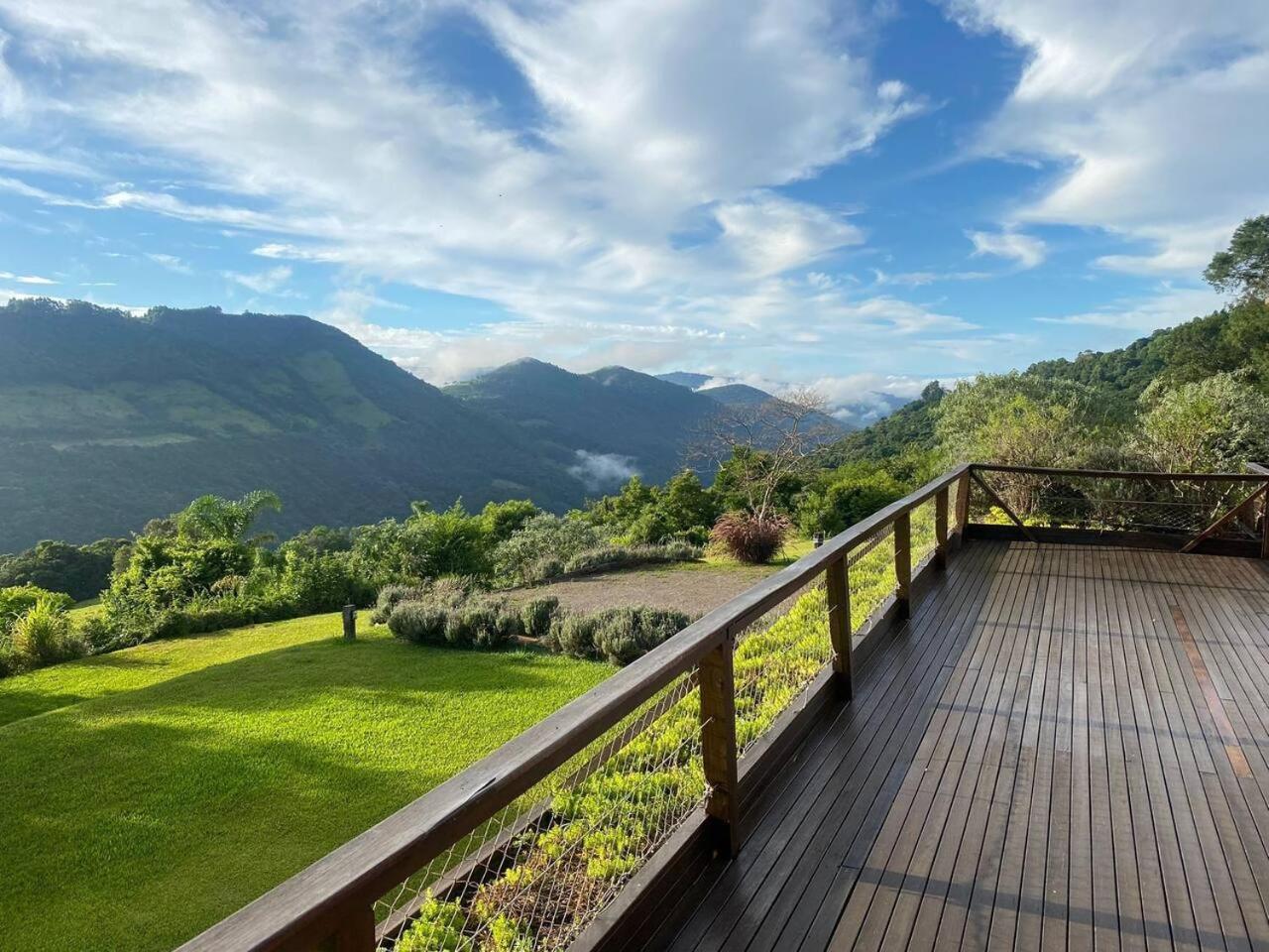 Finca la pata casa de palha