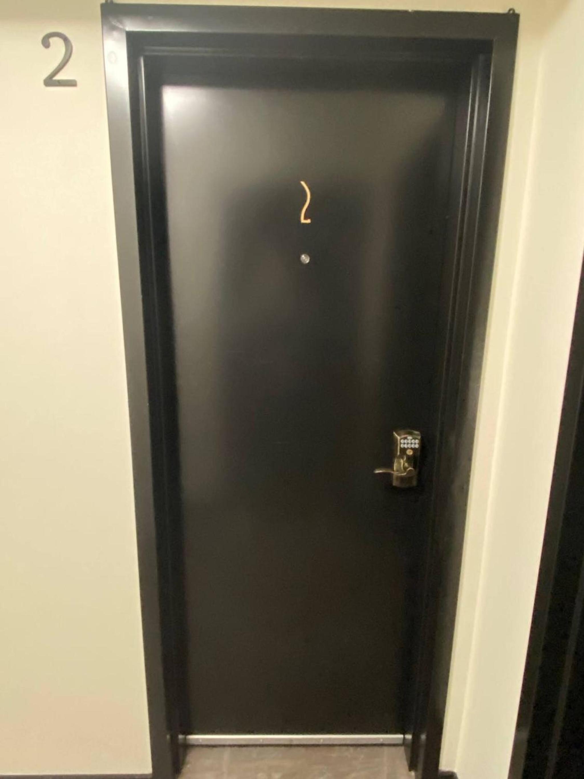 Brand New Dt 1 Br Close To All Edmonton, Canada