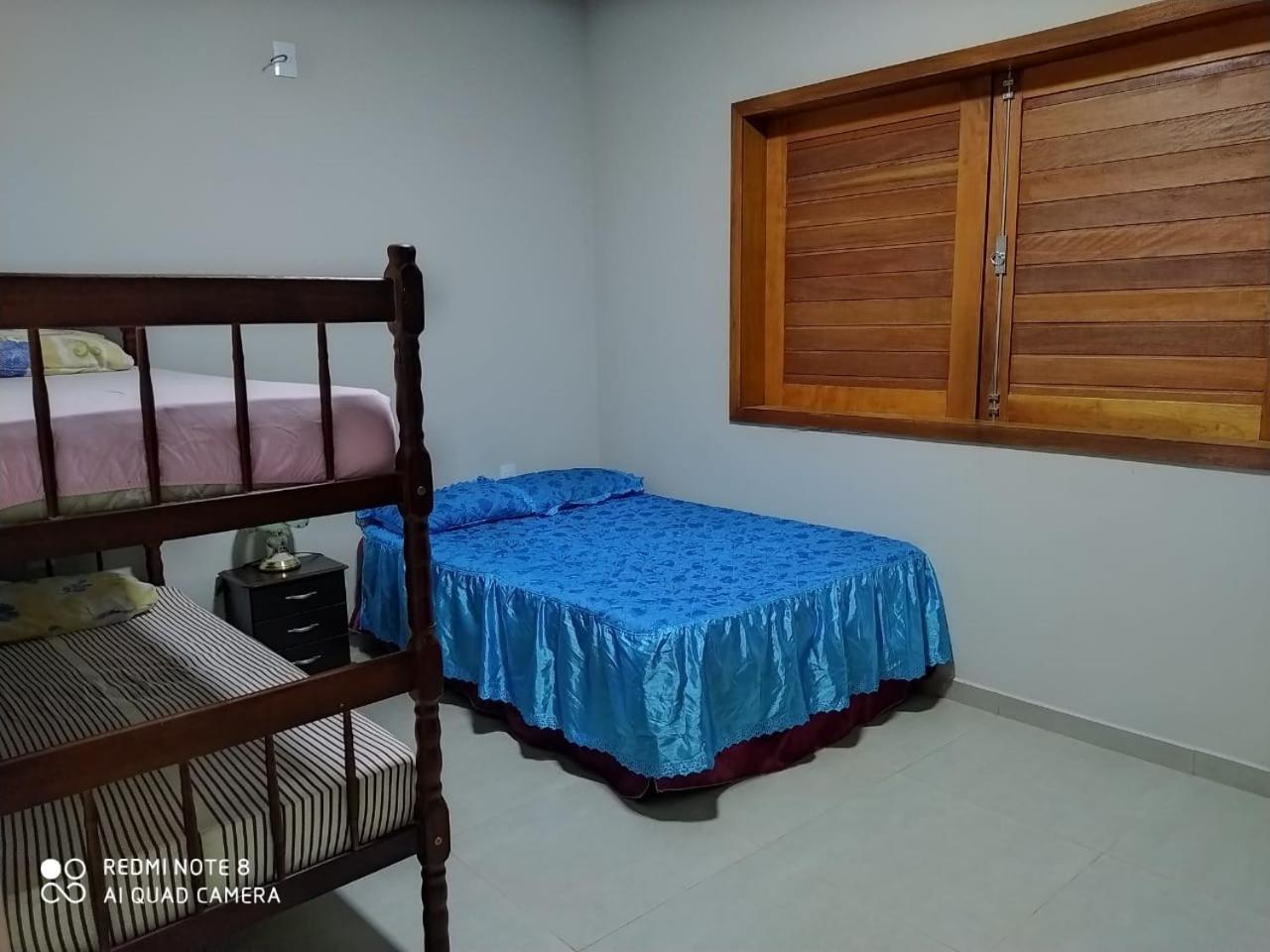 Casa ampla com piscina