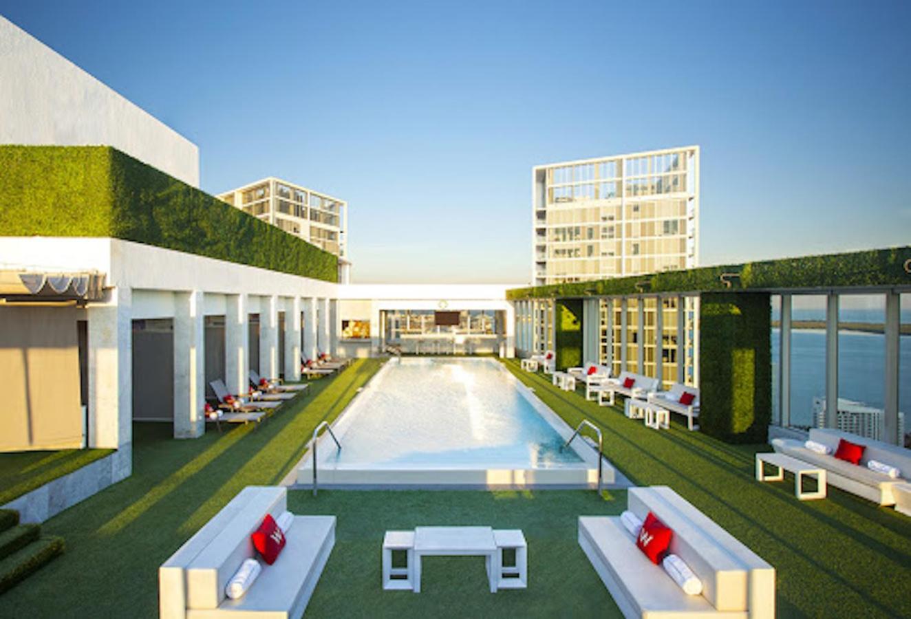 Luxurious Condo at ICON with Views