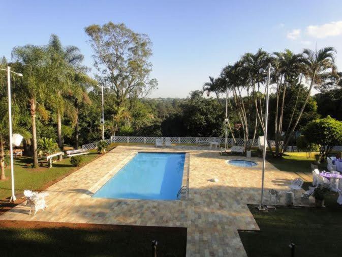 Casa Guacuri - Casa de temporada e eventos - apartamentos com suítes - Piscinas e Amplo Estacionamento