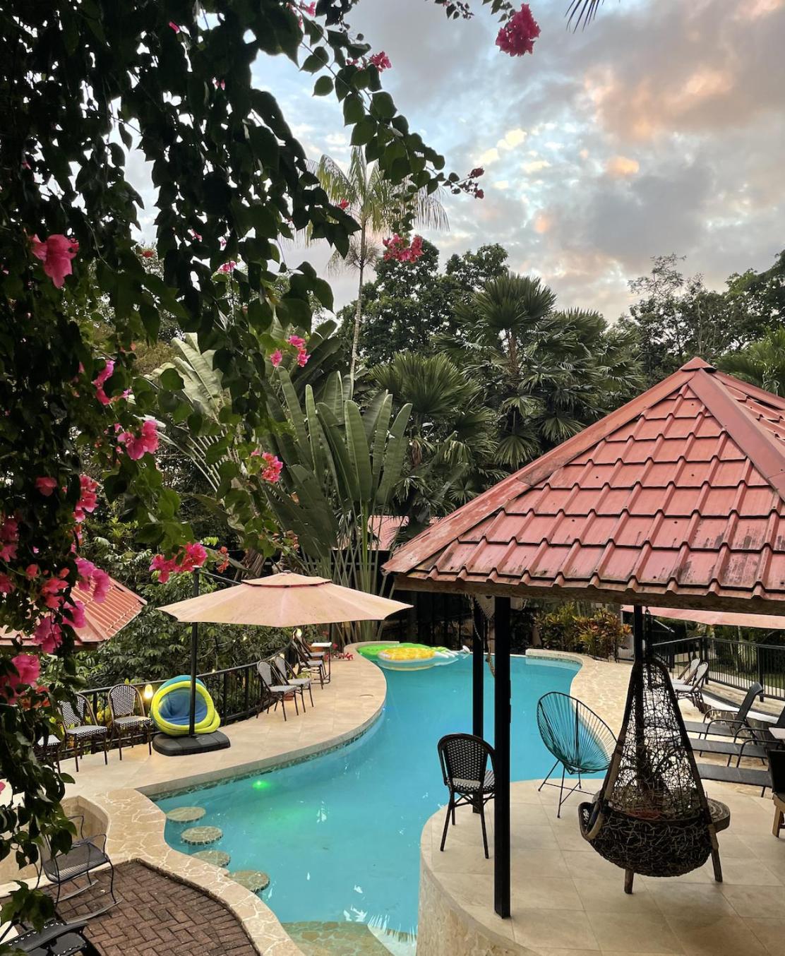 The Scarlet Villas