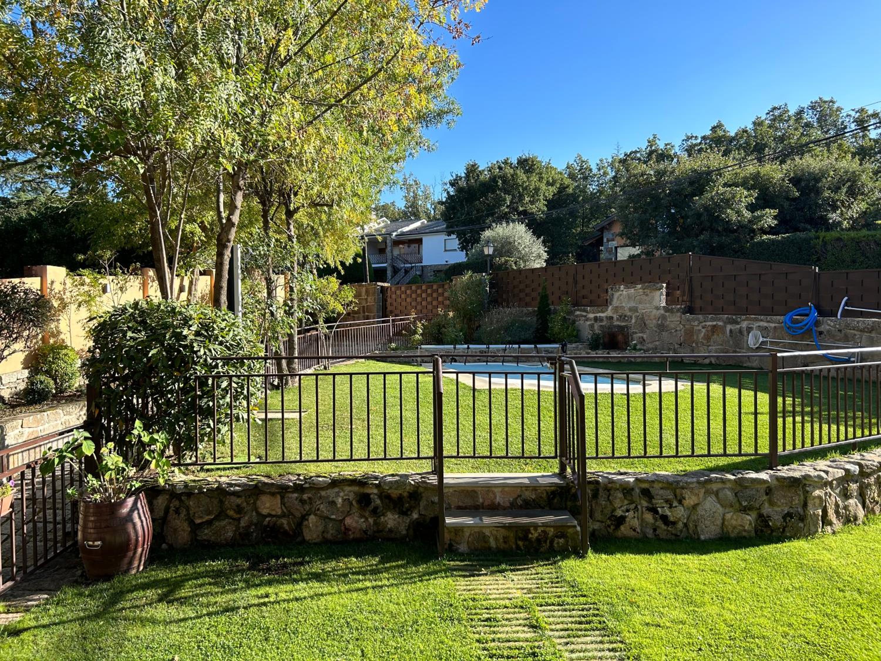 CASA VILLACERRADA view 2