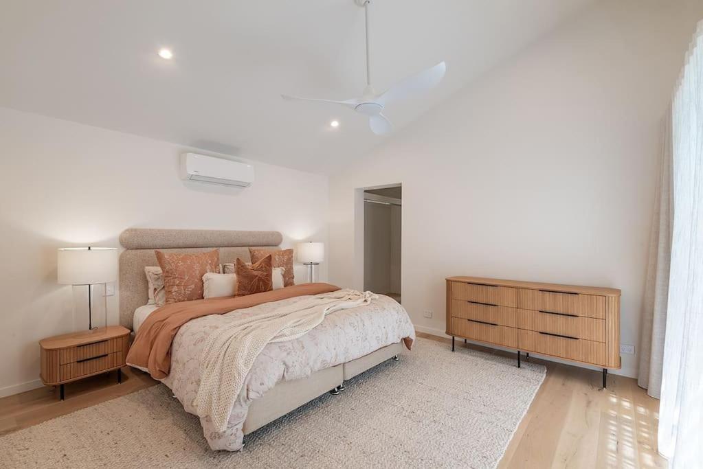 Seaviews at Sunshine Beach 4BR, Pool