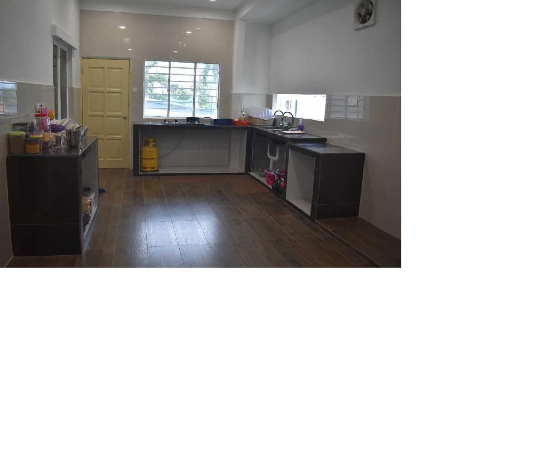 Room for short stay with shared facilities photo 3