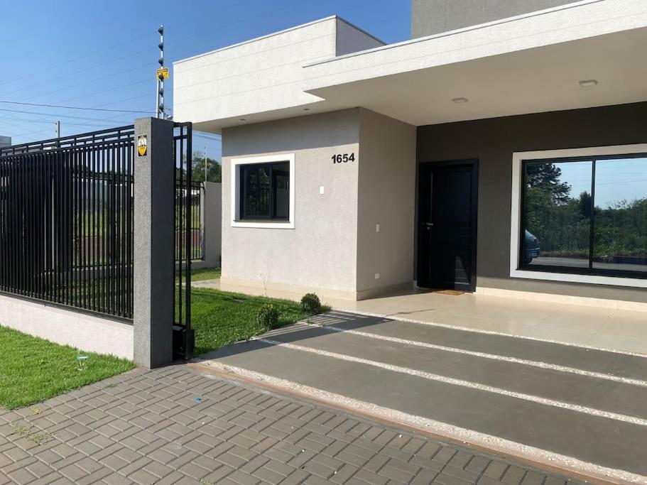 Casa sozinha no pátio a 16 minutos da cataratas
