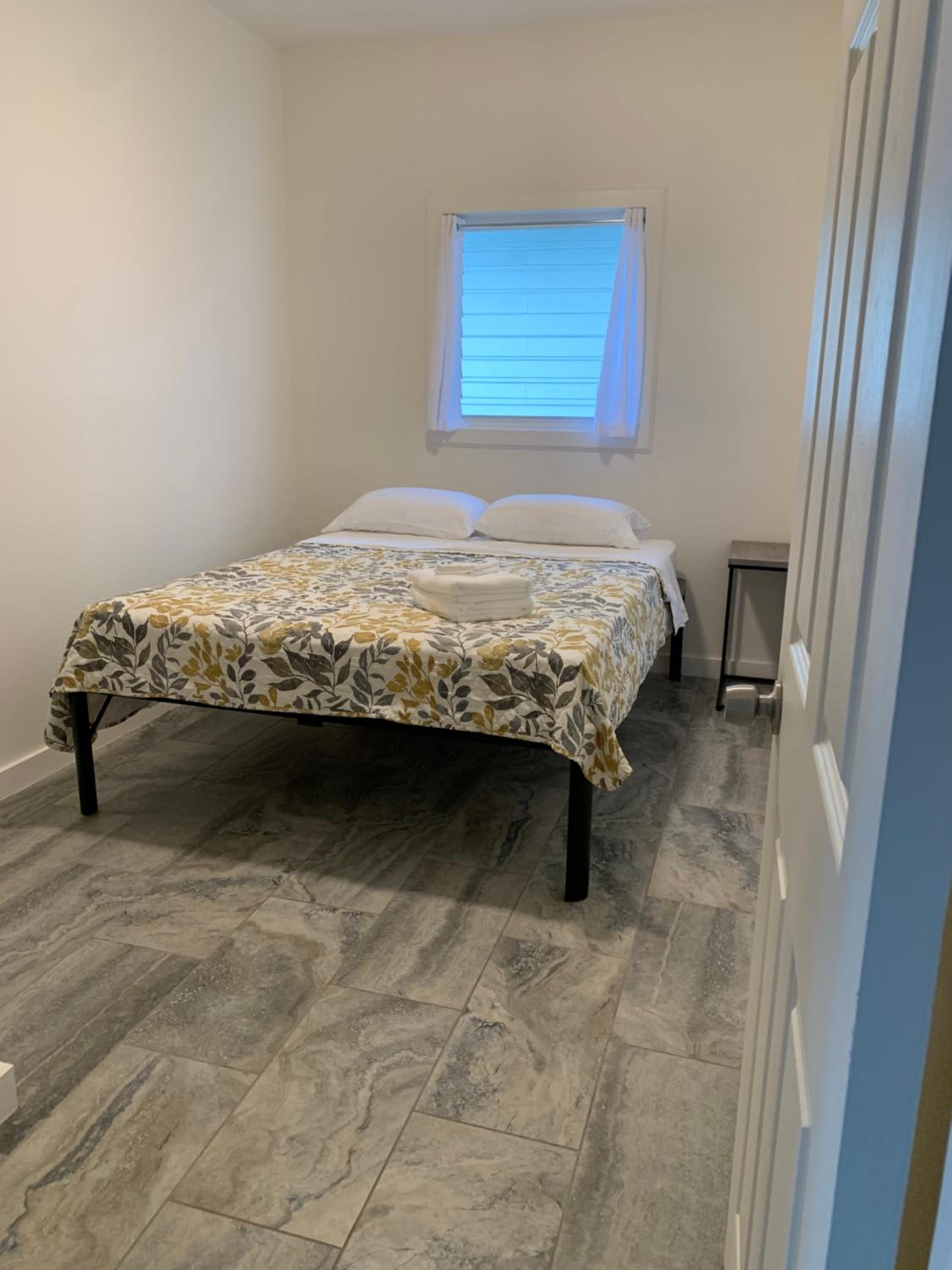Downtown Hilo Apt L view 5