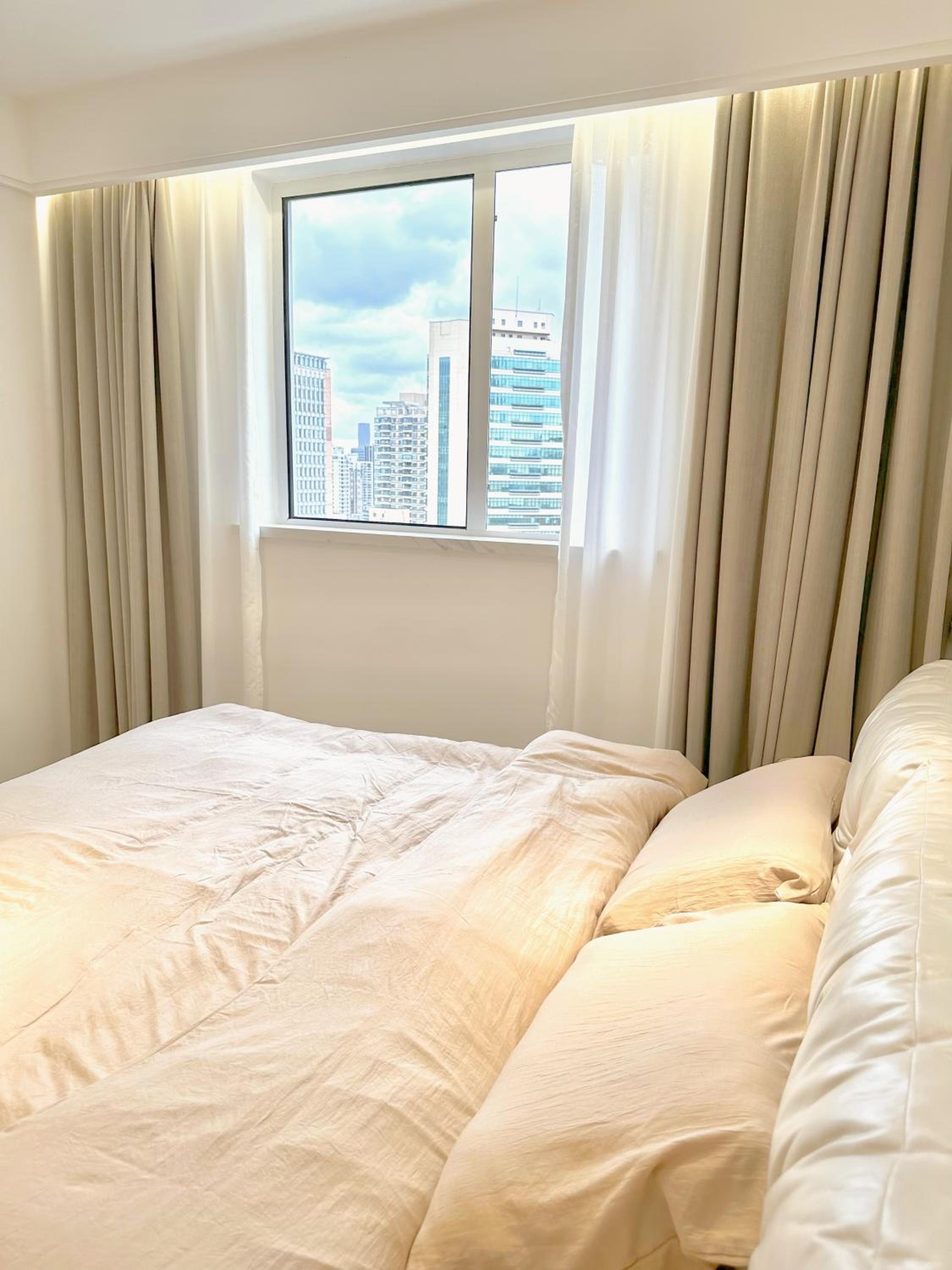 ZHome-Modern 3 bedrooms apartment - near NanJing Road