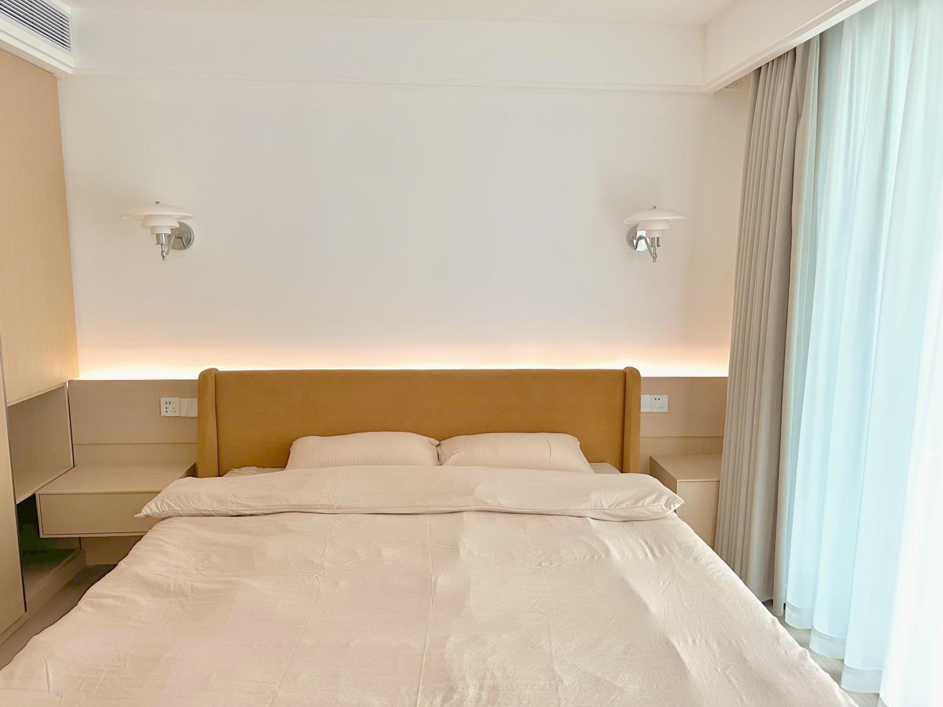 ZHome-Modern 3 bedrooms apartment - near NanJing Road