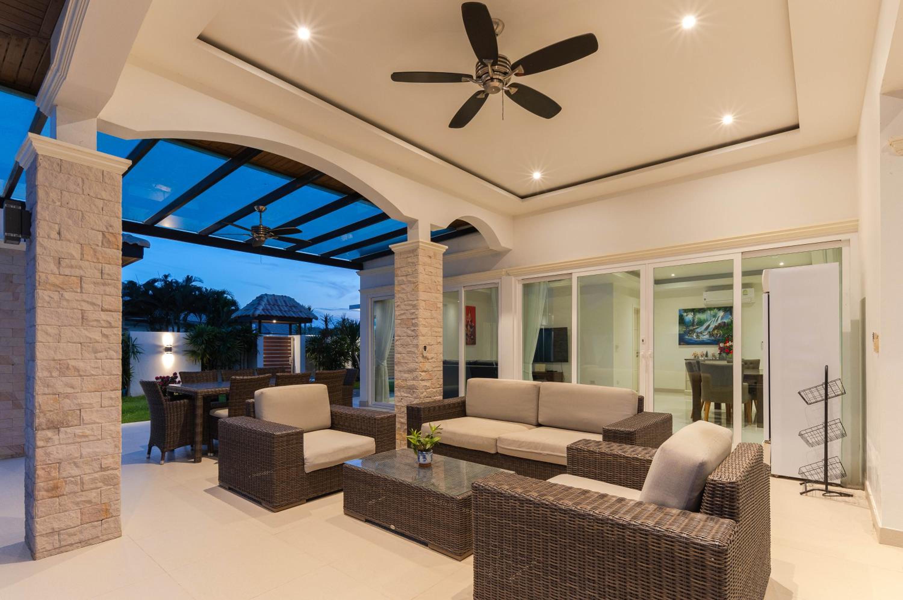 lounge