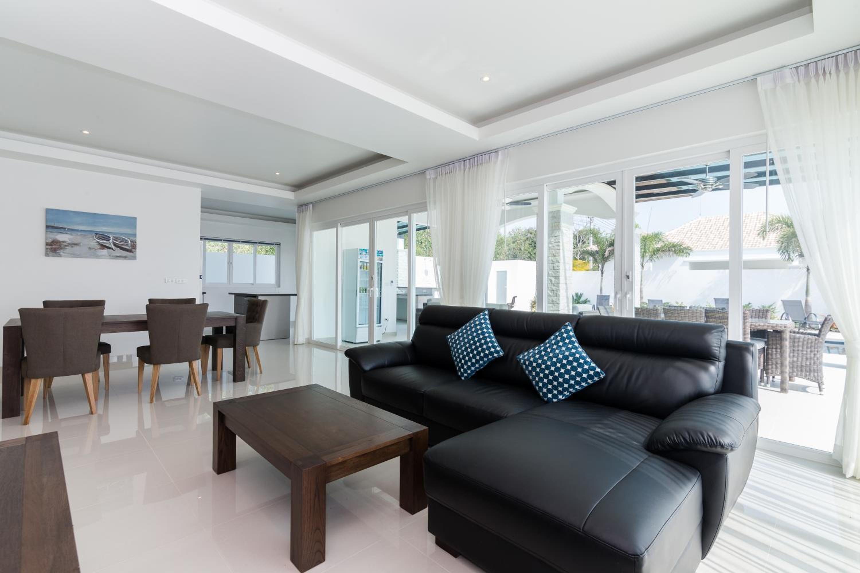 Hotel Orchid Paradise Homes 401 - Image 1