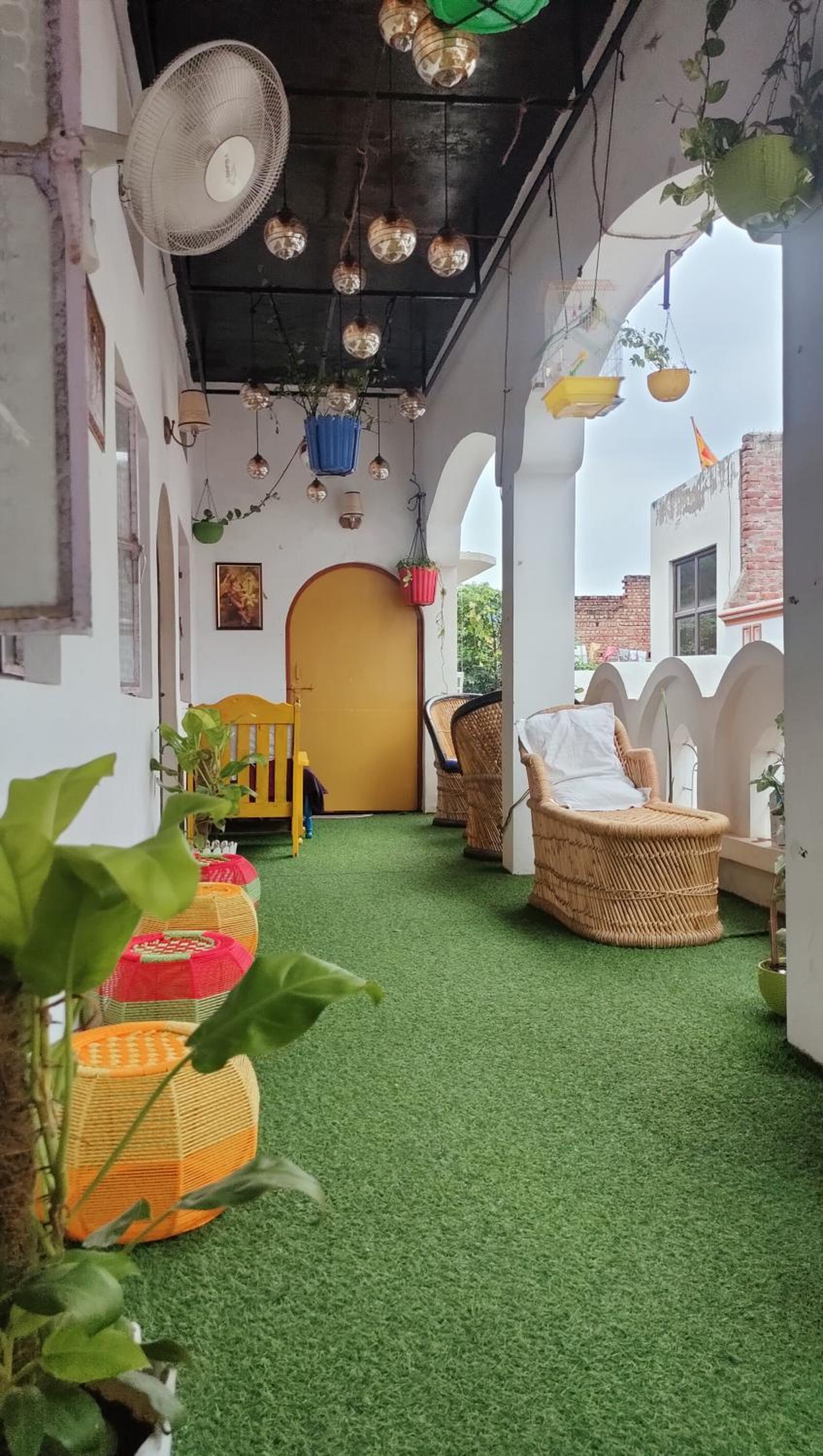 Manavi Home Stay