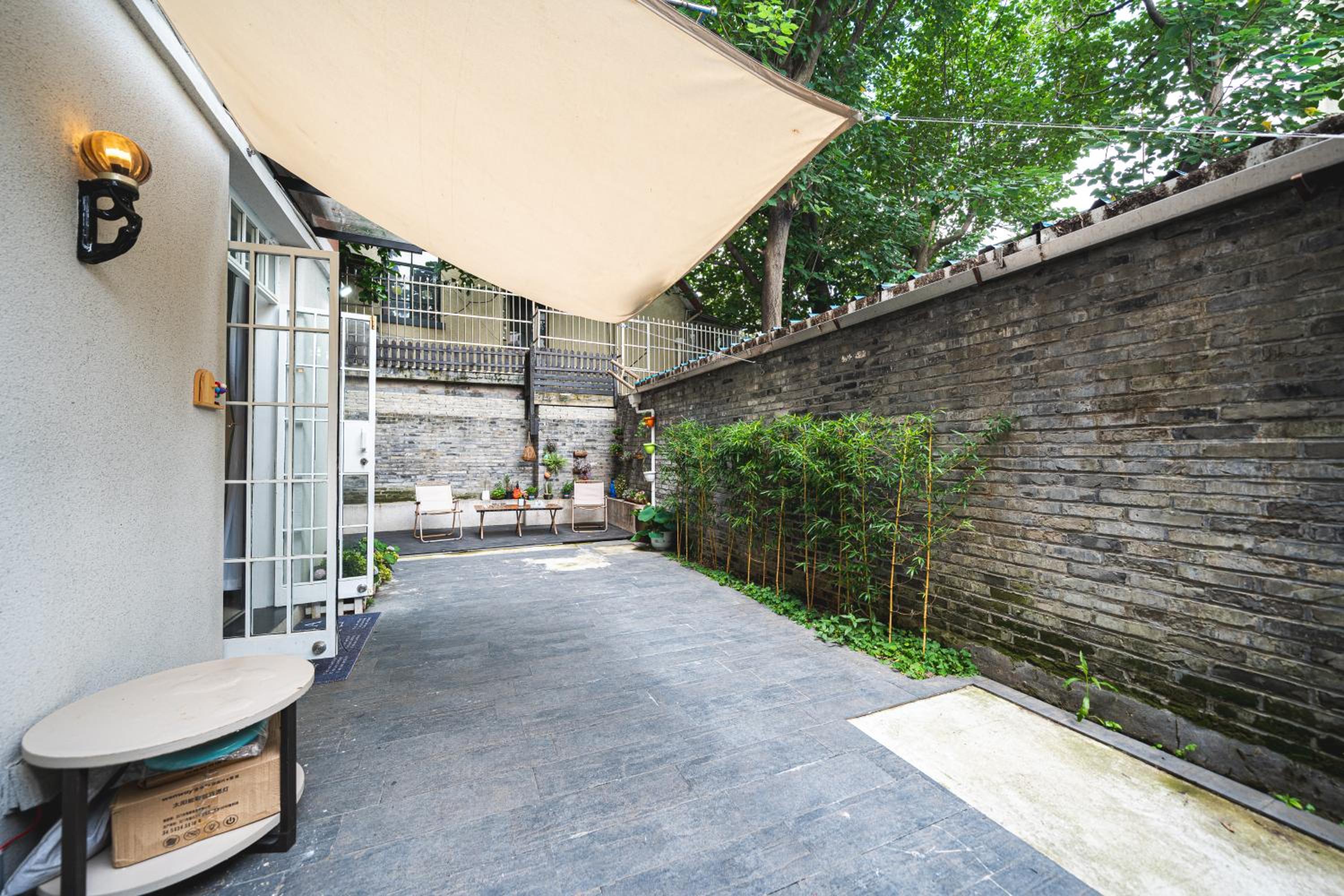 Shanghai Celebrity Courtyard B&B