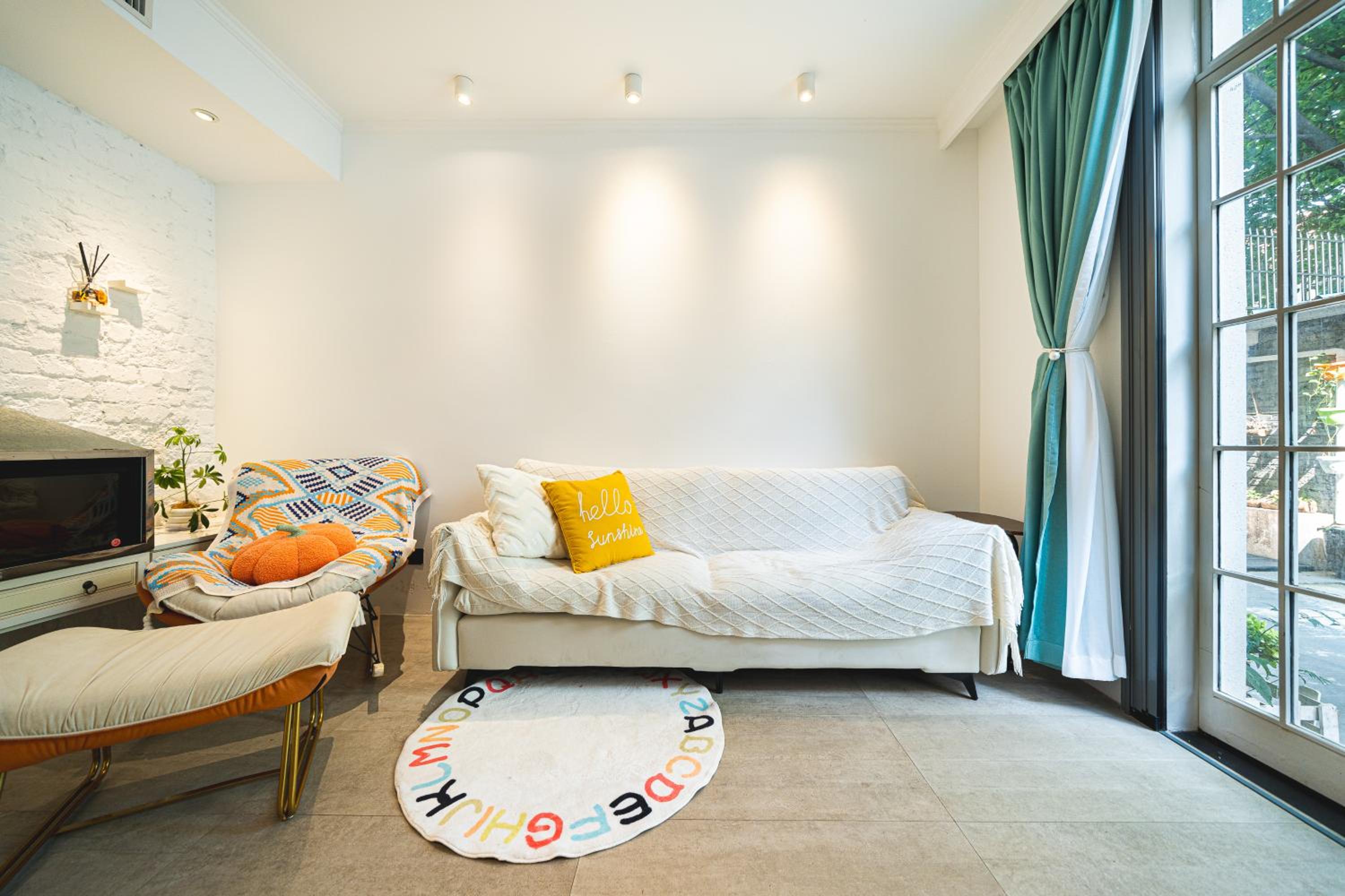 Shanghai Celebrity Courtyard B&B