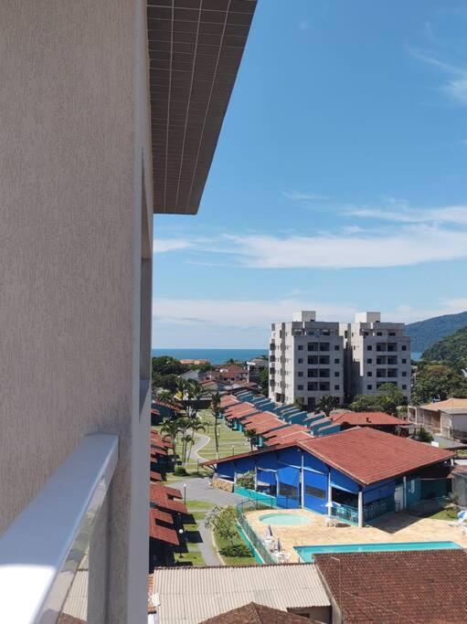 Cobertura perto da praia em Ubatuba
