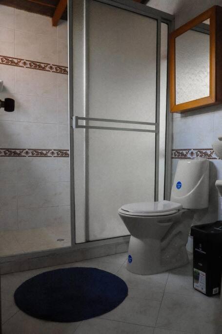 Hermosa casa, 150 metros cuadrados en la zona más tranquila de Medellín