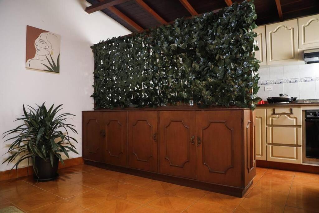 Hermosa casa, 150 metros cuadrados en la zona más tranquila de Medellín
