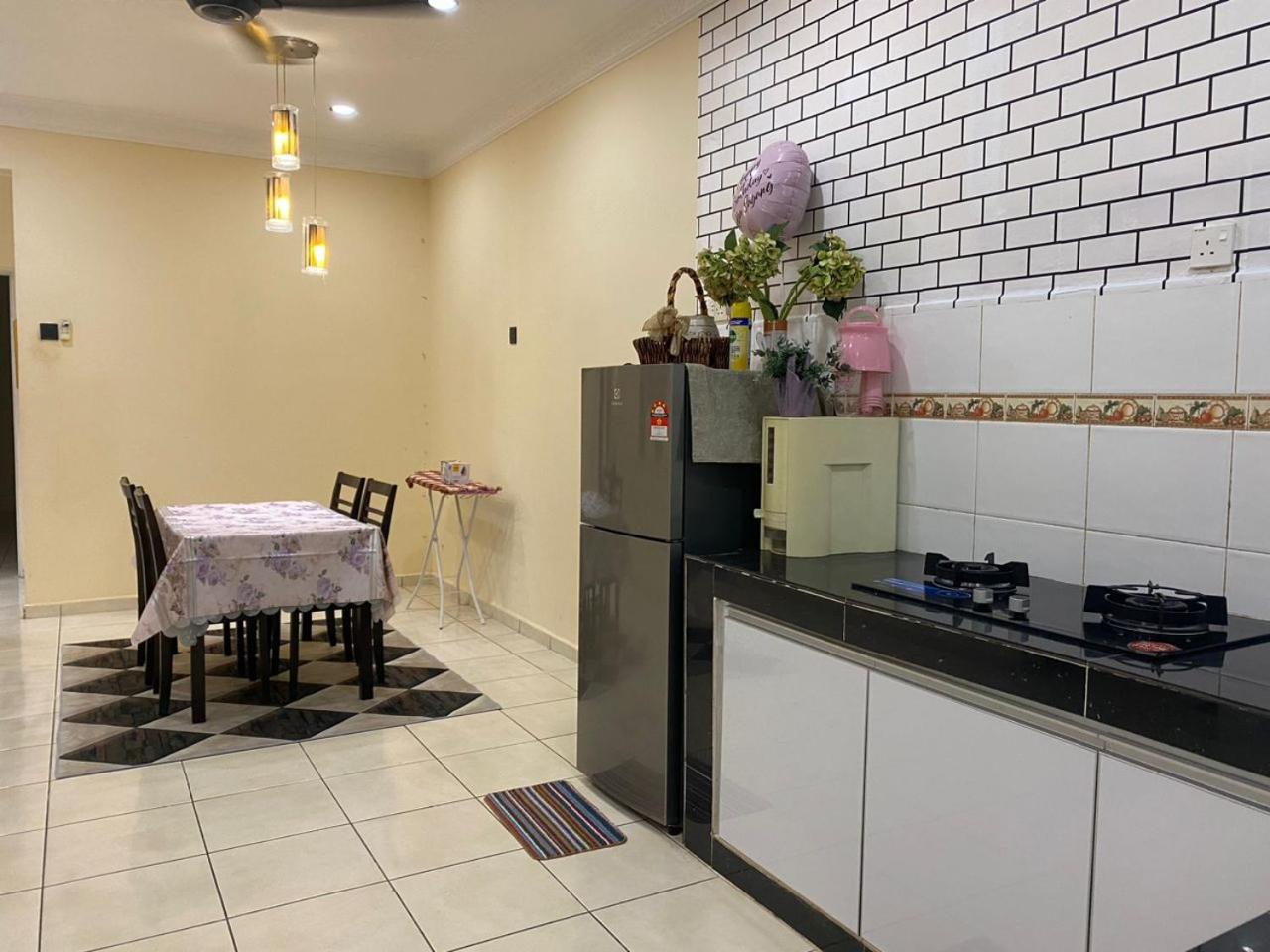 ROSHUS HOMESTAY MELAKA photo 4