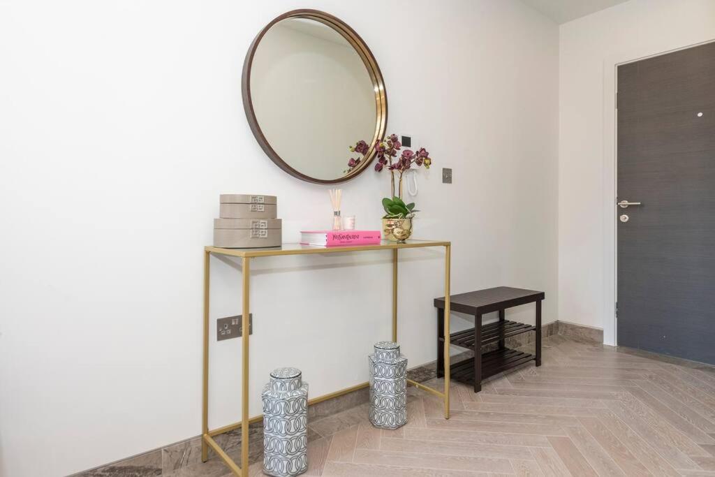 Charming Studio Flat in the Heart of Reading CHRL F1 view 4