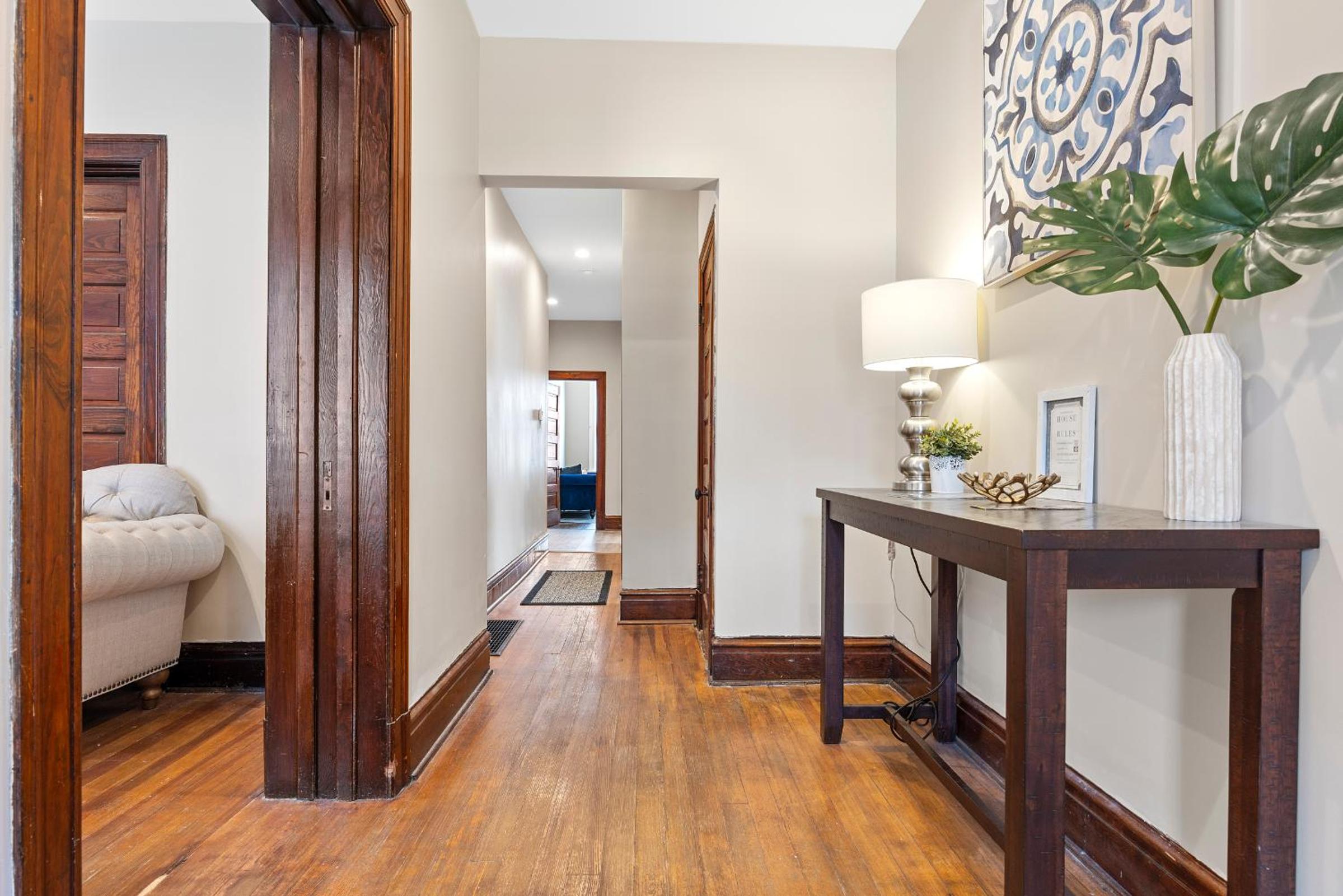 Cozy Historic Forest Park Entire Home @The Grove view 3