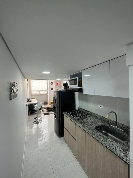 Hermoso apartamento modelia embajada aeropuerto