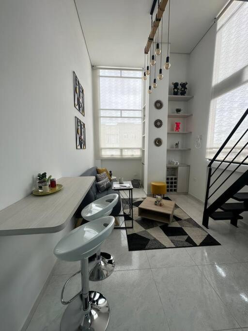 Hermoso apartamento modelia embajada aeropuerto