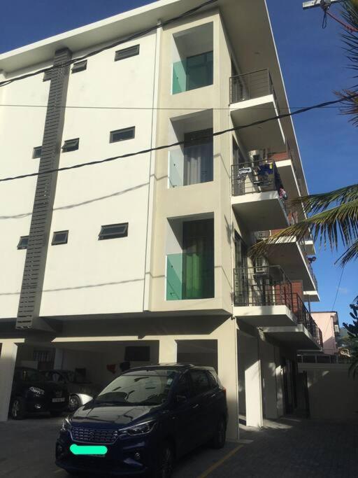 3 bedroom Apt with pool & close to the beach. view 5