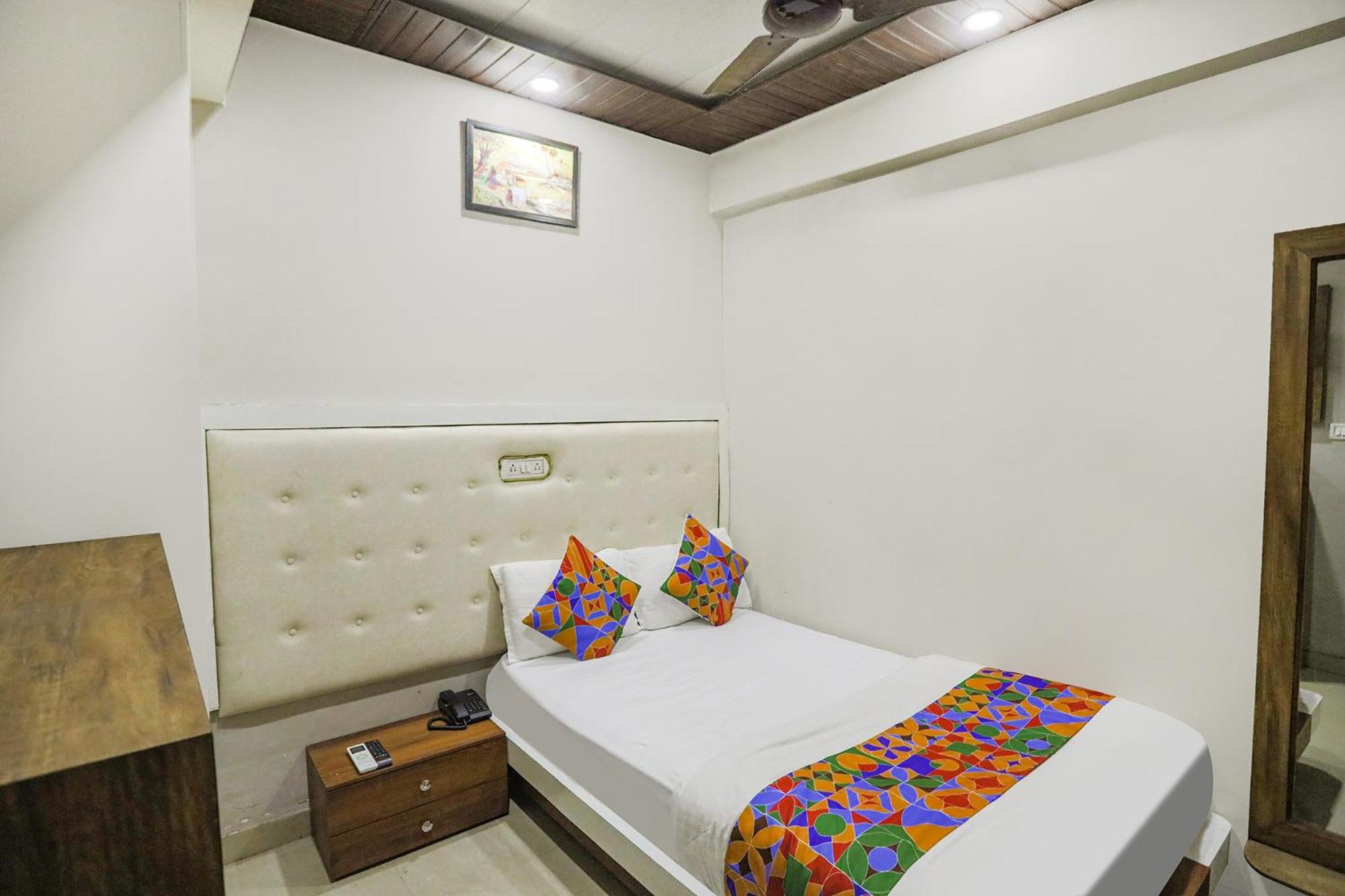 FabHotel Prime Siddhant Palace