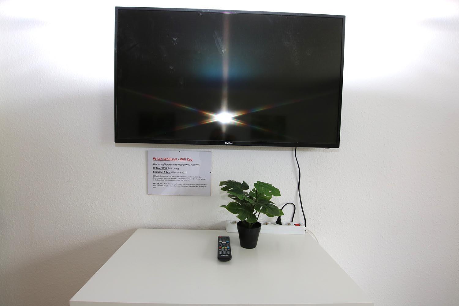 Spacious Apartment with Balcony & WiFi