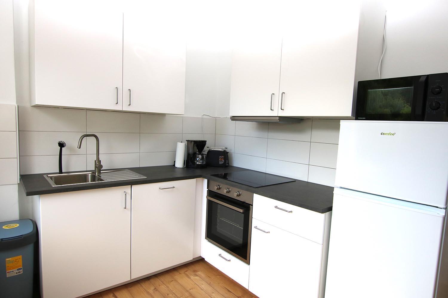 Spacious Apartment with Balcony & WiFi